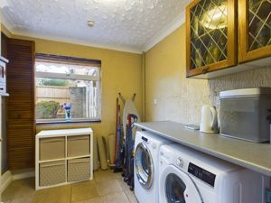 Utility room- click for photo gallery